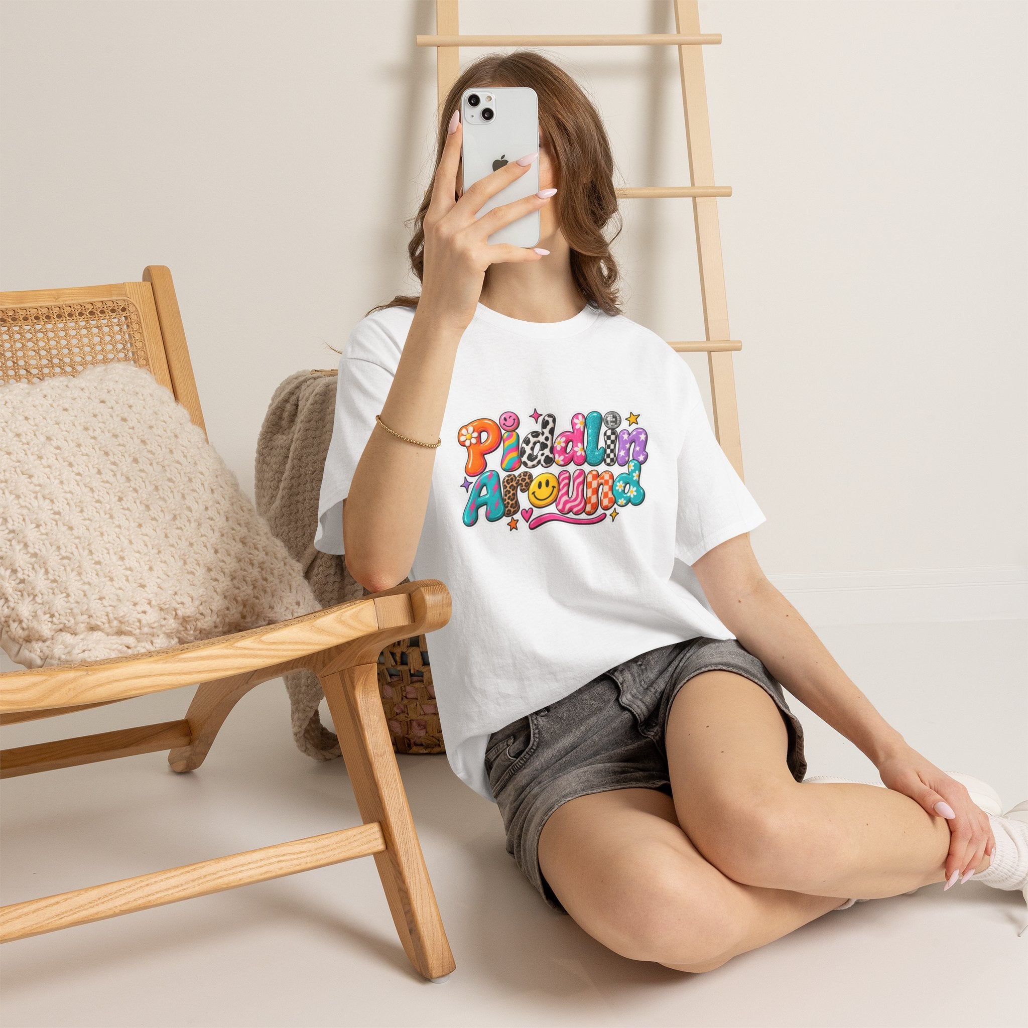 vintage Piddlin Around Graphic T-Shirts