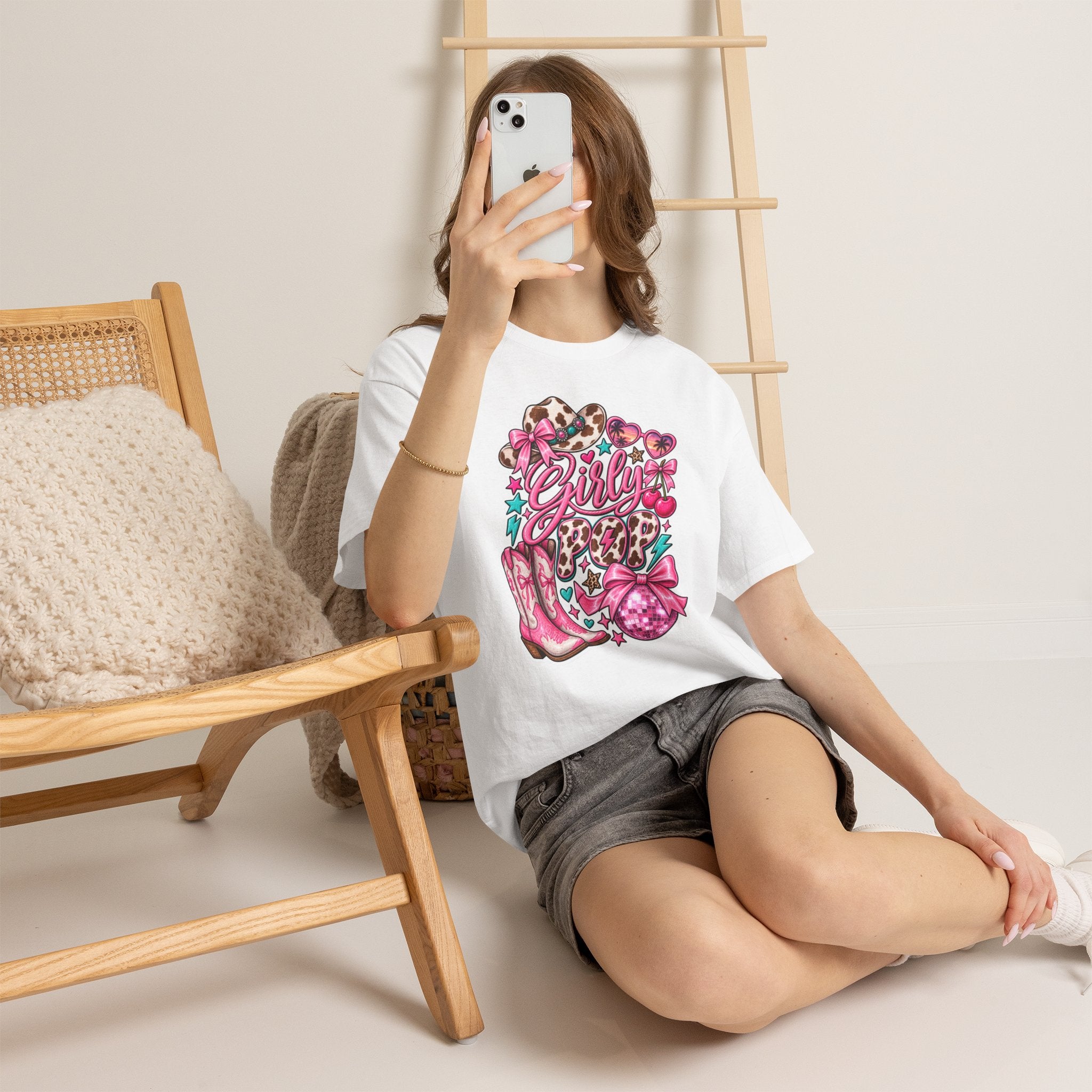 Girly pop Leopard Cowboy Boots Graphic Tee — Pink Cowgirl Design